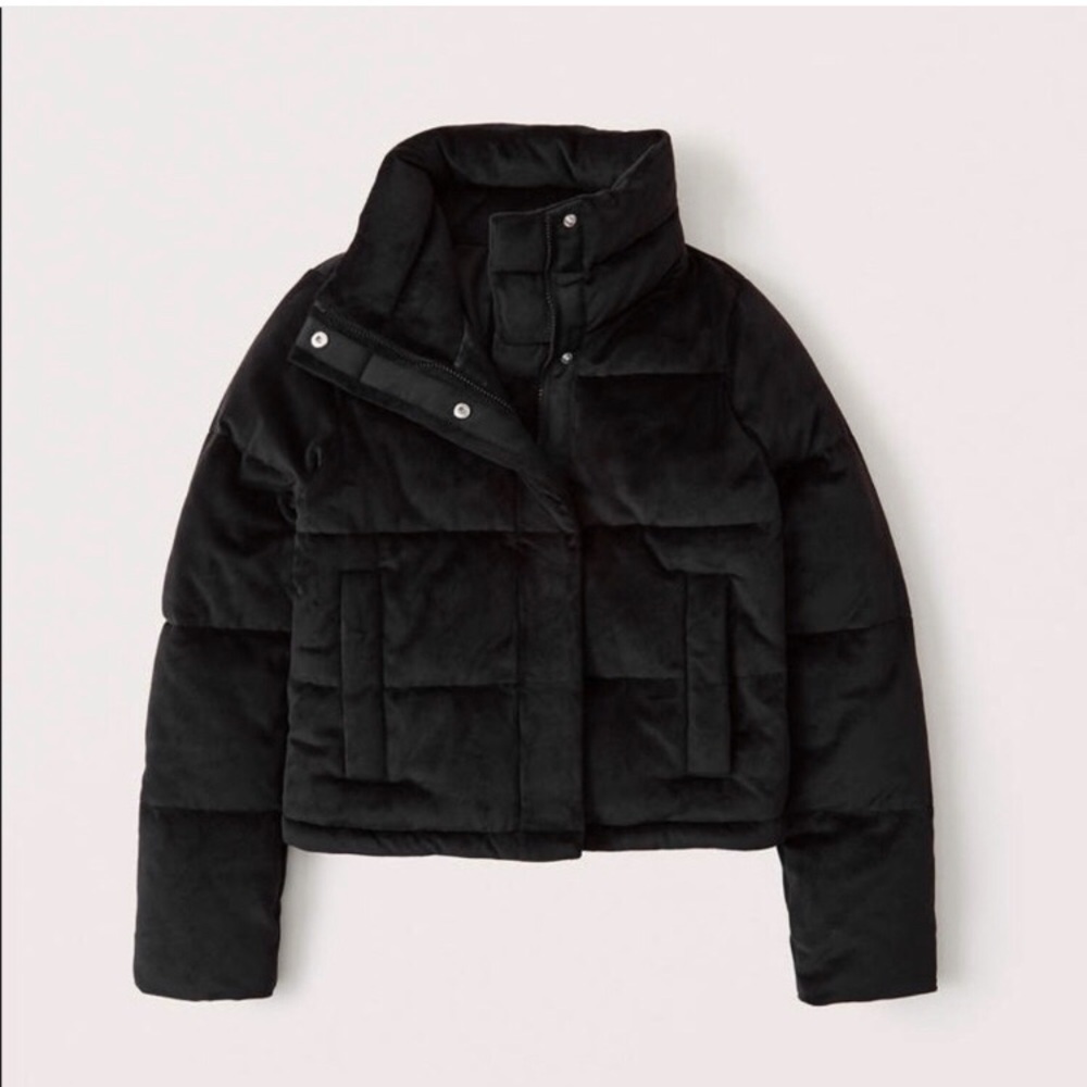 Abercrombie & Fitch Black Velvet Mini Cropped Puffer